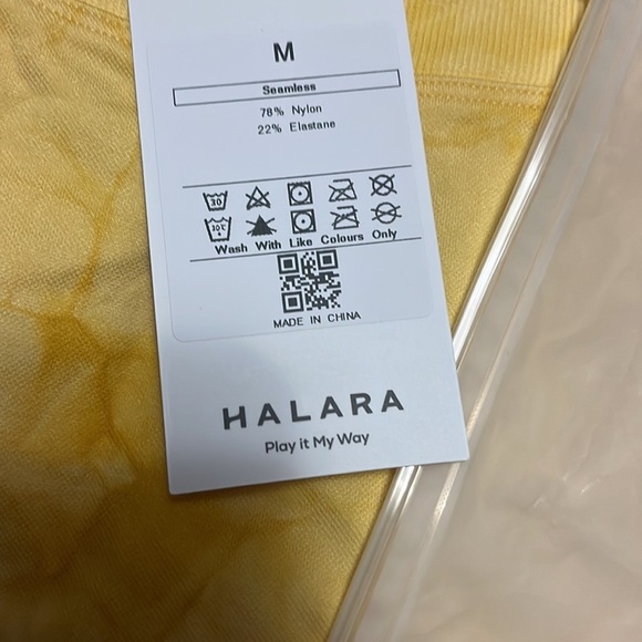Halara seamless flow, super high waist, tie dye butt lifting leggings in yellow - Picture 10 of 10